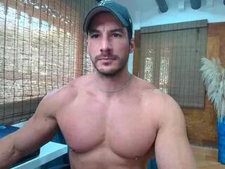 Offline icarus_secret on Flirt4Free