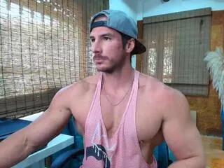 Offline icarus_secret on Flirt4Free