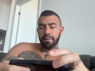 Offline izzi on Flirt4Free