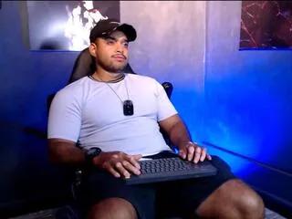 Offline jakob_ragnar on Flirt4Free