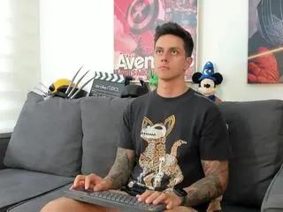 jean_broc on Flirt4Free