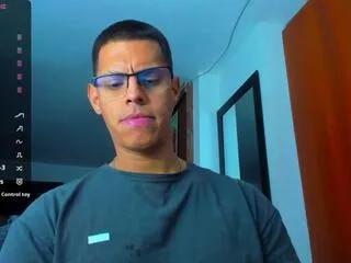 Offline johnny_walls on Flirt4Free
