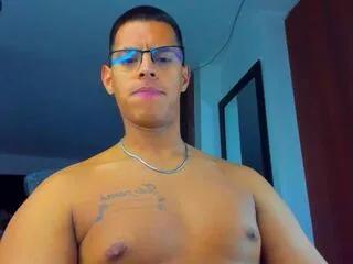 Offline johnny_walls on Flirt4Free