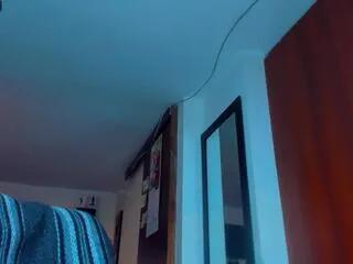 Offline johnny_walls on Flirt4Free