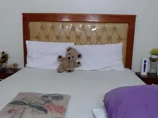 Freechat jolie_spencer on Flirt4Free