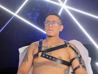 Offline josh_kage on Flirt4Free