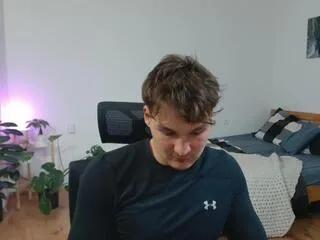 Offline josh_waller on Flirt4Free