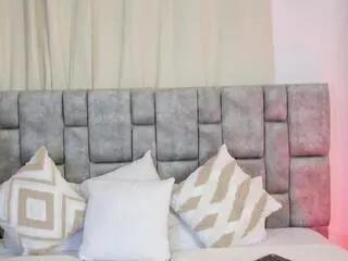 Freechat karolina_reales on Flirt4Free