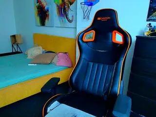 Freechat knox_savage on Flirt4Free