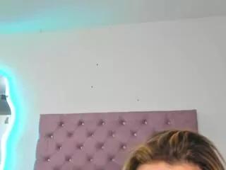 Freechat lauren_laine on Flirt4Free