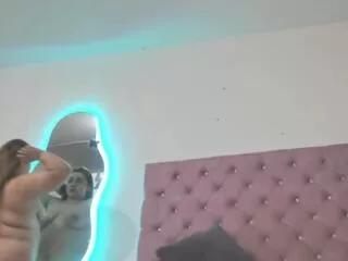 Freechat lauren_laine on Flirt4Free