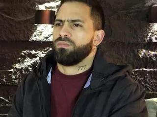 Offline leo_diaz on Flirt4Free