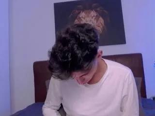 Offline leon_lovett on Flirt4Free