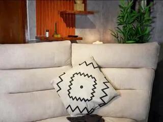 Offline leonardo_jones on Flirt4Free