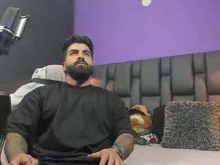 Offline leonidas_murphy on Flirt4Free