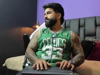 Offline leonidas_murphy on Flirt4Free