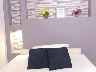 Offline lia_s on Flirt4Free