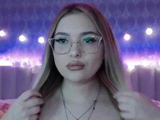 Offline lindsey_lu on Flirt4Free