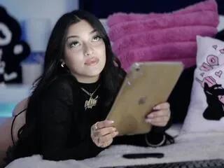 Offline little_j on Flirt4Free