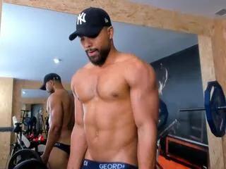 Offline logan_simons on Flirt4Free