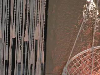 Away logan_varela on Flirt4Free