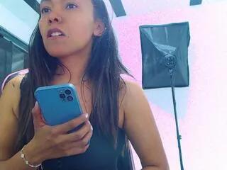 Offline luana_sex_zulay_moon on Flirt4Free