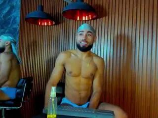 Offline luca_flame on Flirt4Free