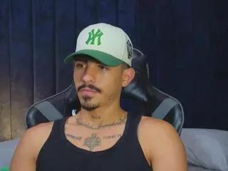 Offline lukee_taylor on Flirt4Free