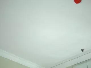 Freechat madison_coles on Flirt4Free