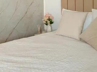 Offline madisson_queen on Flirt4Free