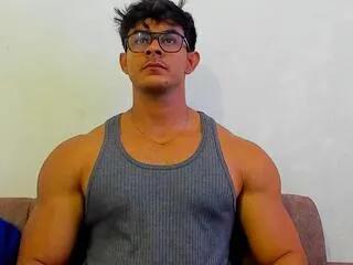 Freechat marcus_harris on Flirt4Free