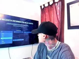 Away marko_toro on Flirt4Free