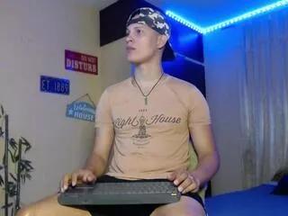 Offline martin_francoo on Flirt4Free