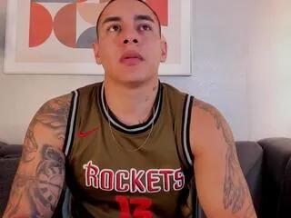 Offline massimo_contie on Flirt4Free