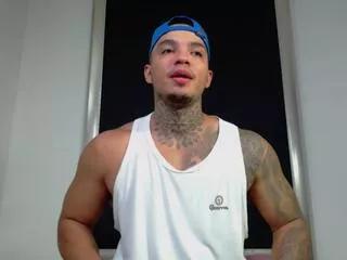 Offline matius_coslink on Flirt4Free