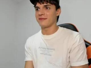 Offline matteo_costa on Flirt4Free