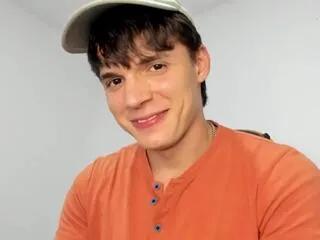 Offline matteo_costa on Flirt4Free