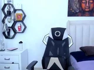 Offline matthew_santos on Flirt4Free