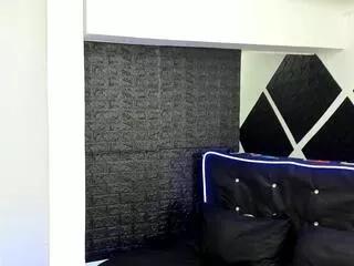 Offline maximiliano_caceres on Flirt4Free