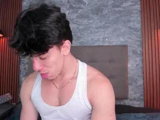 Offline maxx_coopper on Flirt4Free