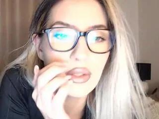 Flirt4Free megan_blaze is Freechat megan_blaze — Freechat on Flirt4Free