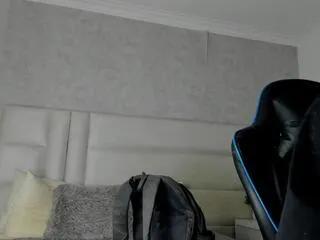 Offline michael_reinolds on Flirt4Free