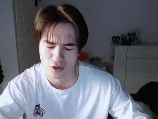 Offline mick_love on Flirt4Free