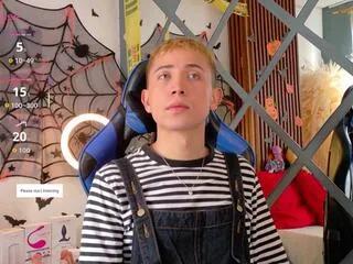 Offline naughty_scott on Flirt4Free