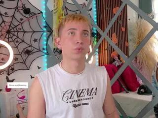 Offline naughty_scott on Flirt4Free