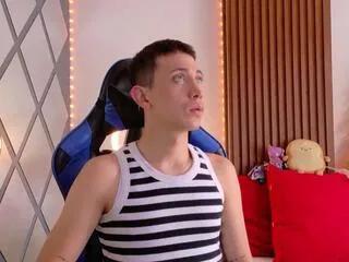 Offline naughty_scott on Flirt4Free