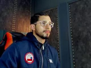 Offline nick_moss on Flirt4Free