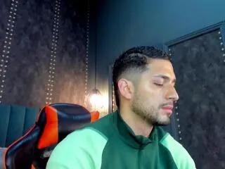 Offline nick_moss on Flirt4Free