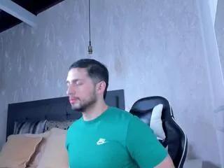 Offline nick_moss on Flirt4Free