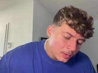 Offline noah_sandler on Flirt4Free